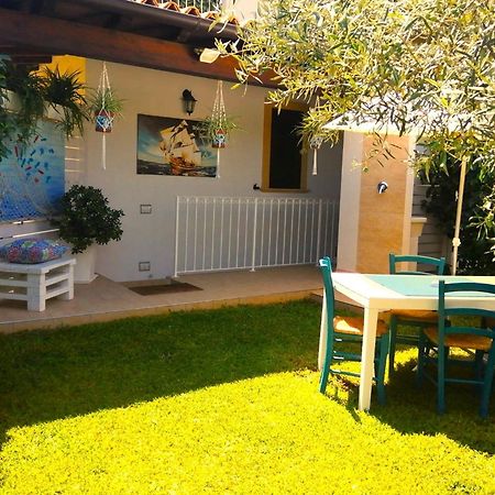 Il Bounty - Struttura Per Soggiorni Brevi - Fontane Bianche Buitenkant foto